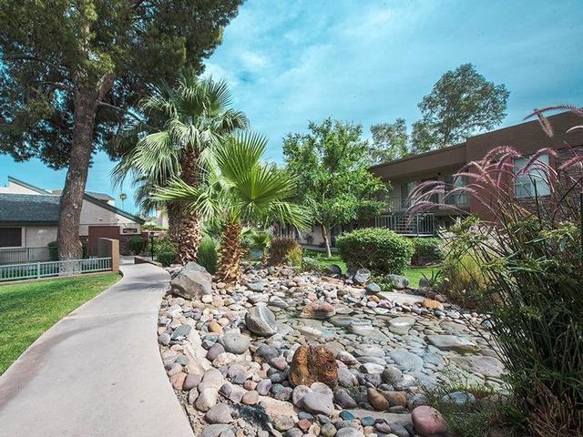 1651 S Dobson Rd - Photo 4 of 9