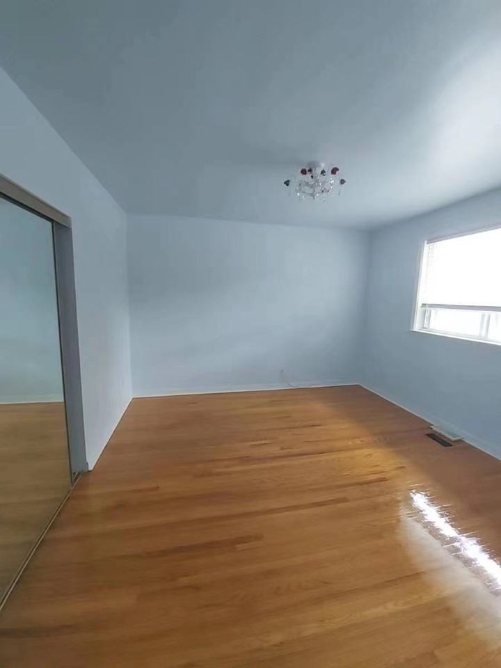 186 Woodsworth Road - Photo 3 of 10