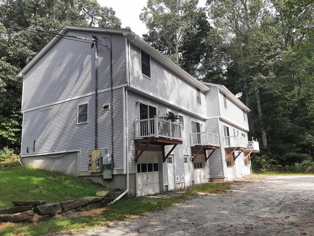 27 N Main St - Photo 2 of 11