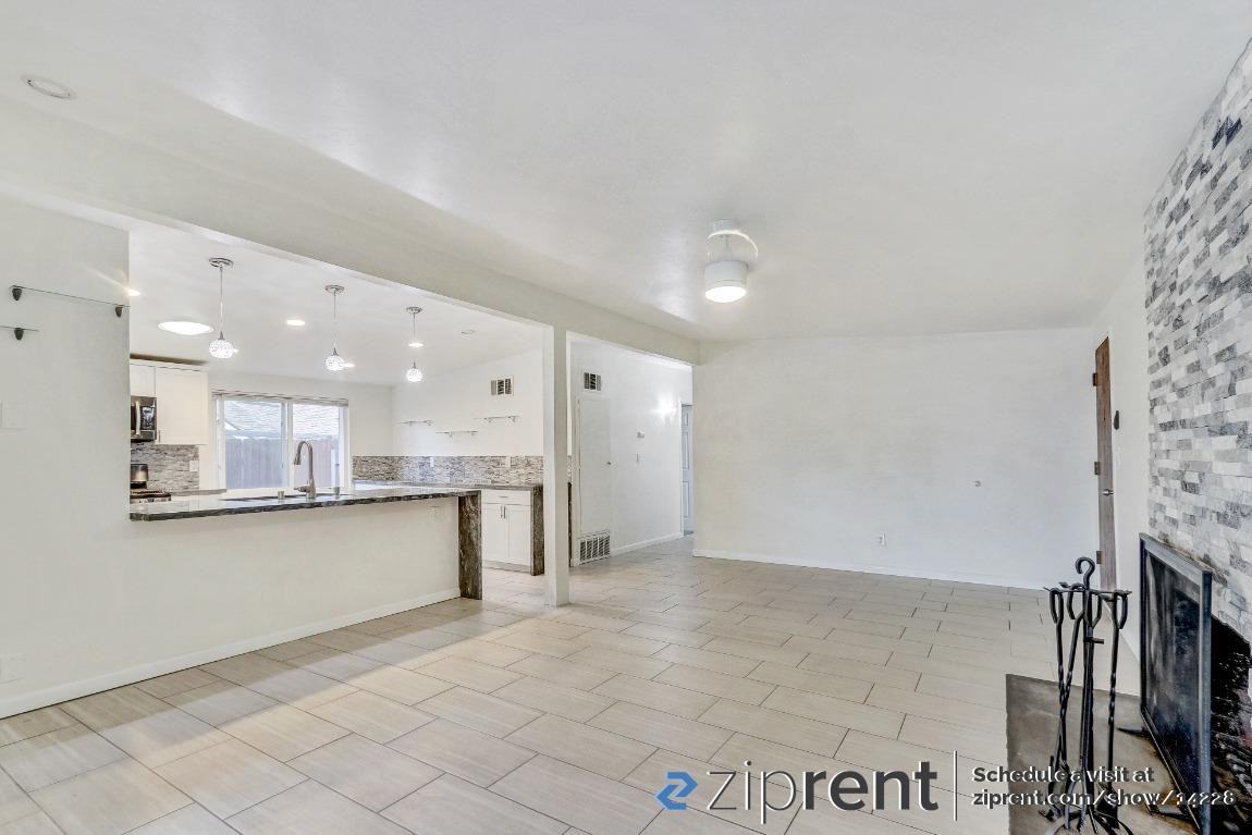 570 Maitland Ave - Photo 3 of 18