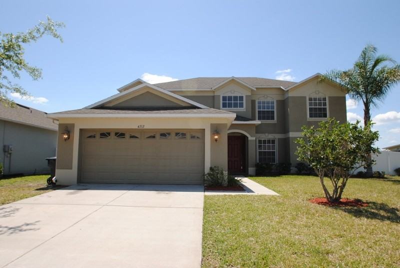 4712 Hickory Stream Ln - Photo 2 of 7