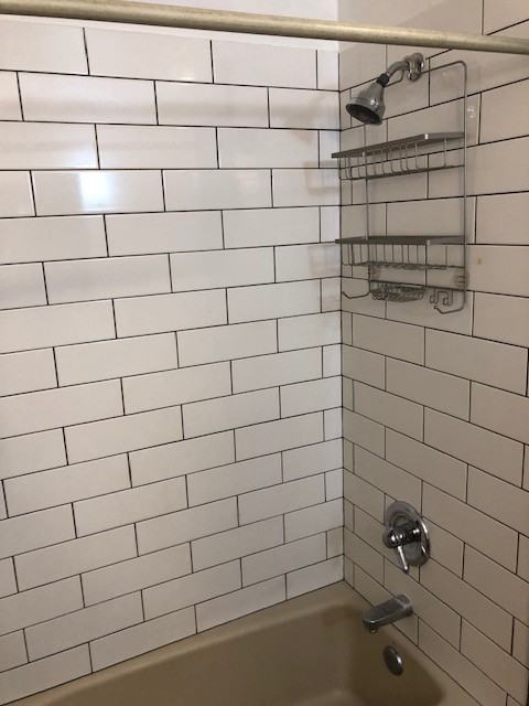 1606 Saint Clair Ave - Photo 2 of 10