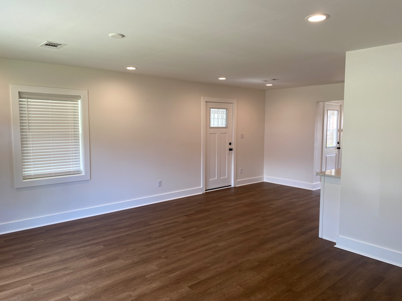 629 Whitney Dr - Photo 3 of 23