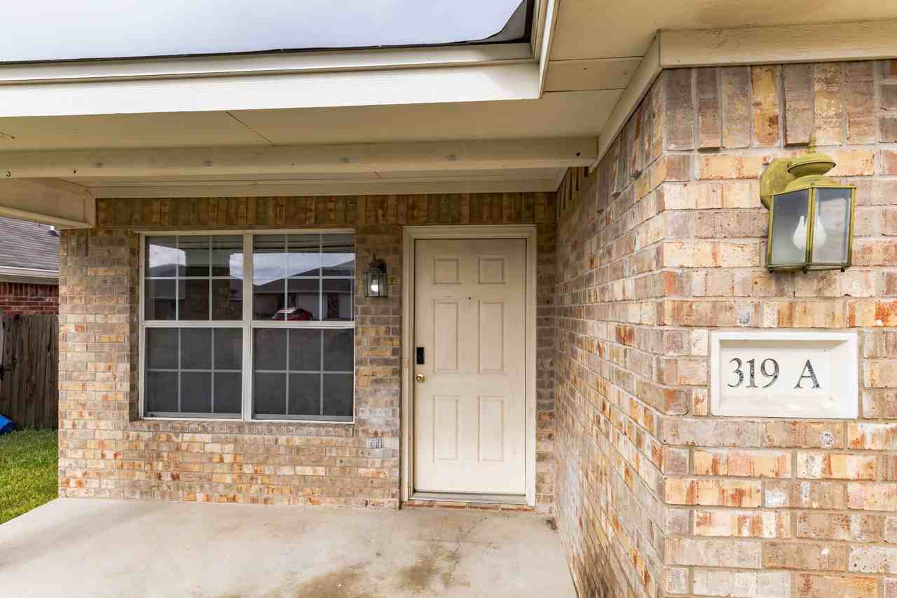 319 Cedar Ridge Drive - Photo 4 of 30