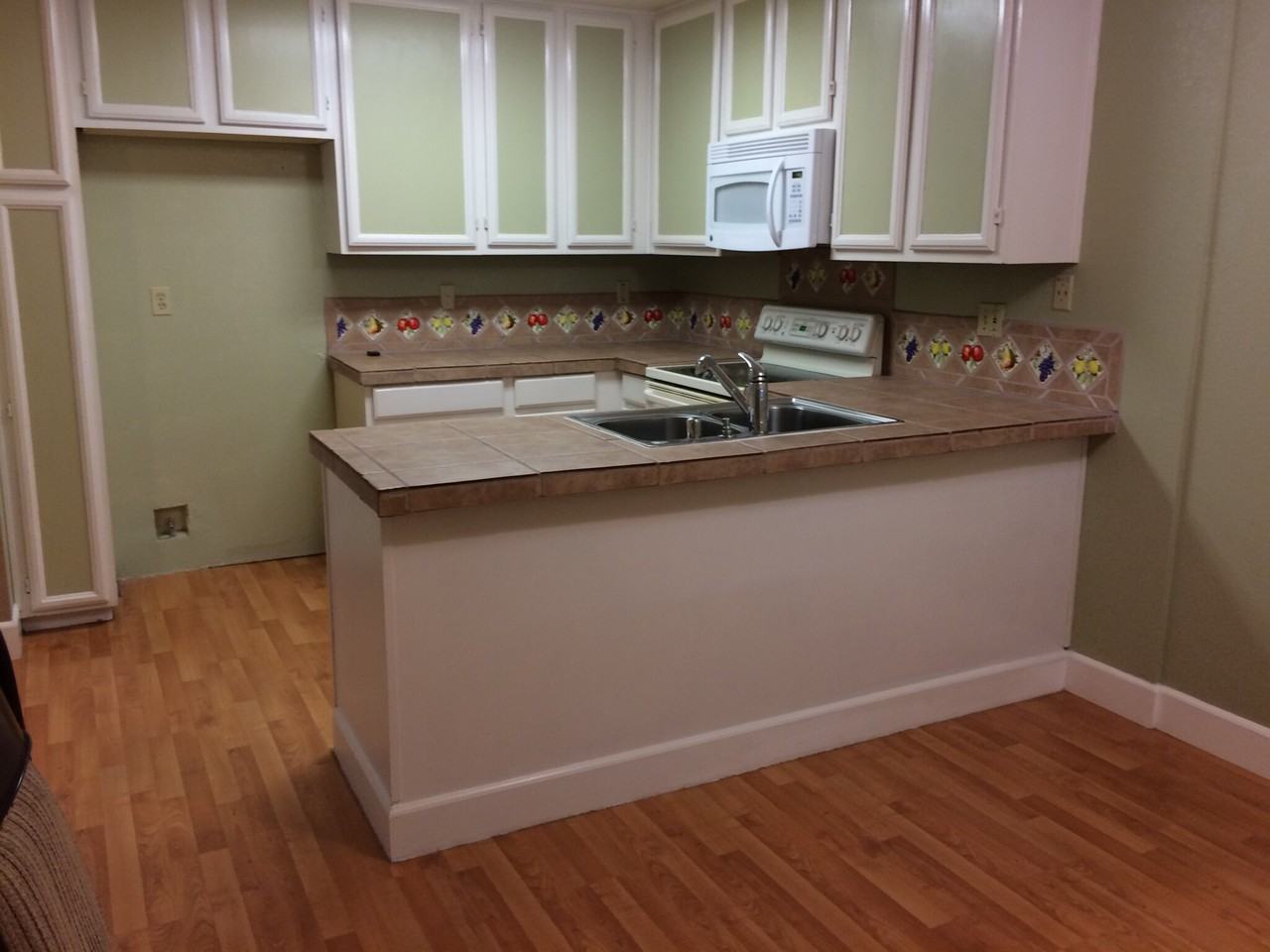 21 Meadowbrook Ct - Photo 2 of 15