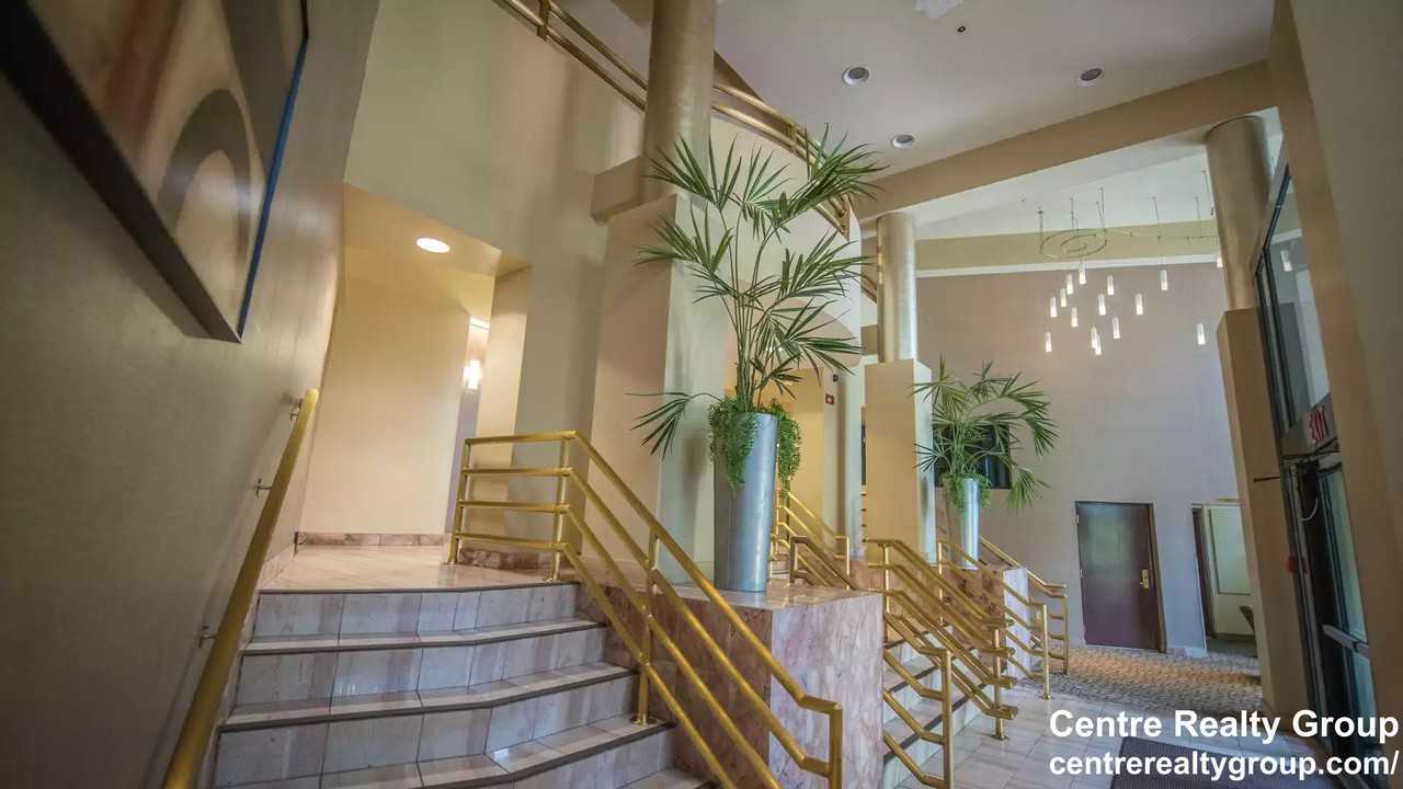 14 Summer St #1208 - Photo 5 of 11