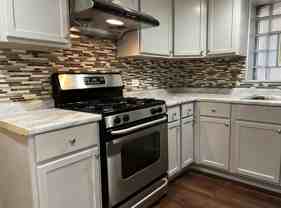 Great building near Kedzie Brown Line - Photo 1 of 1