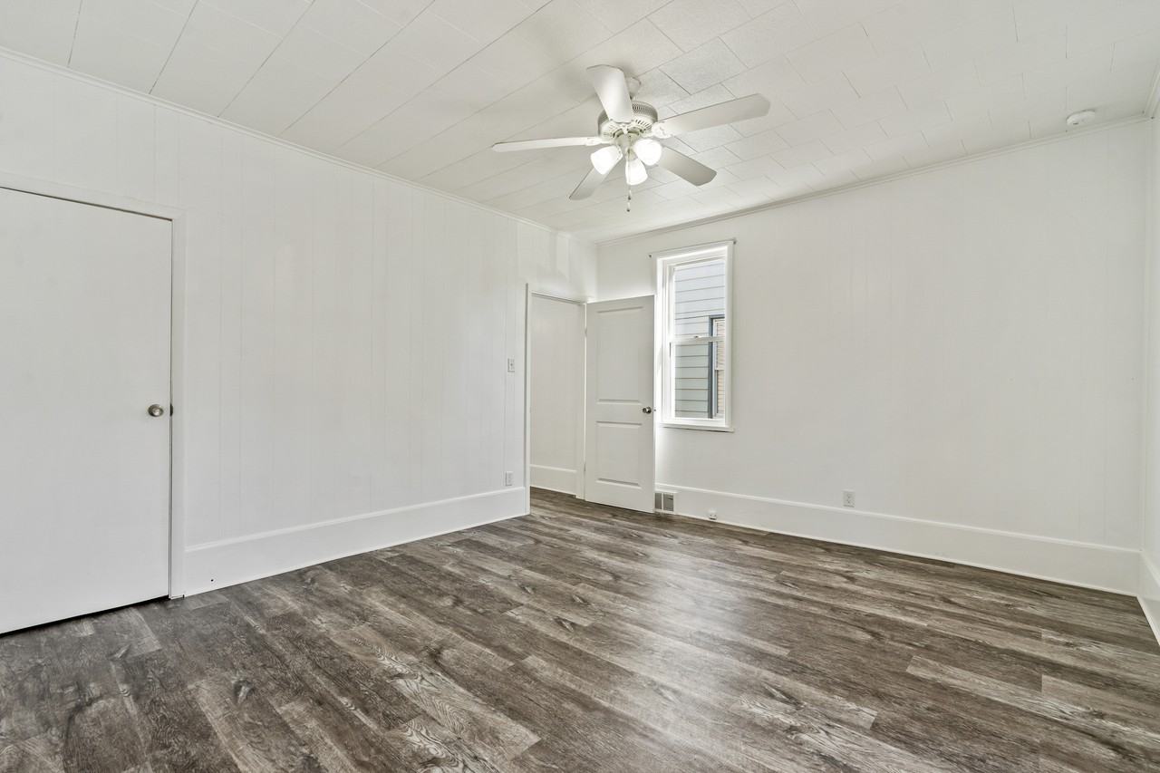 824 Florence Ave #1 - Photo 5 of 18