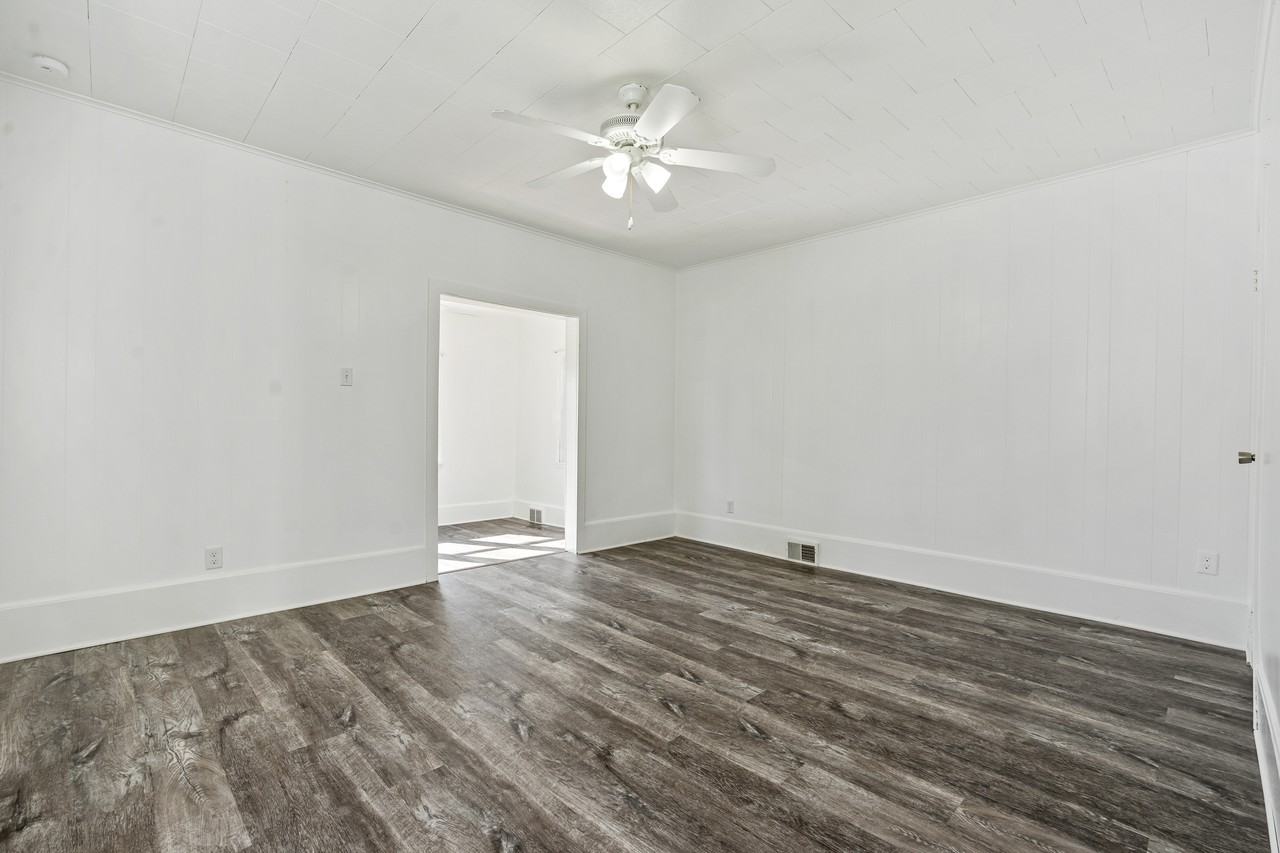 824 Florence Ave #1 - Photo 7 of 18