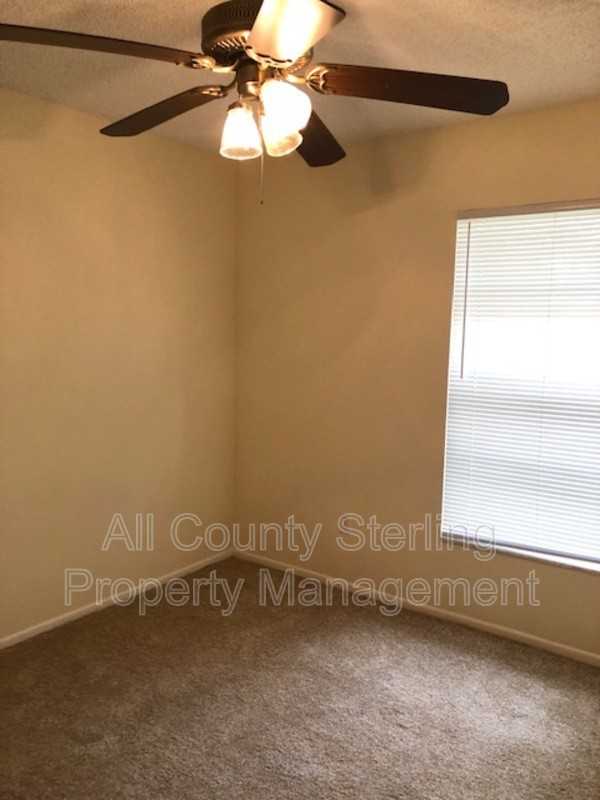 6224 Stanwin Dr - Photo 6 of 10