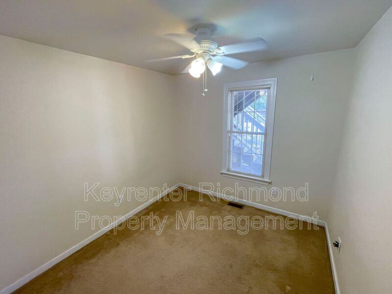 3219 Ellwood Ave #A - Photo 5 of 10