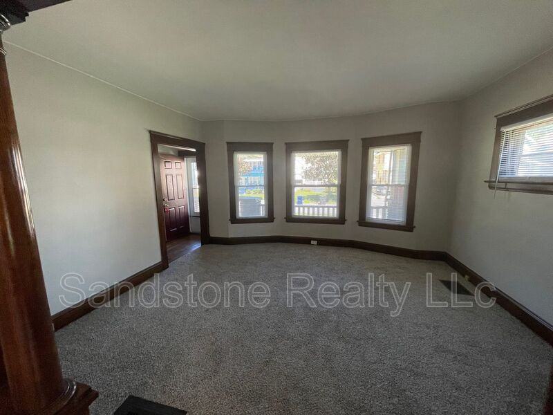 11918 Hamlen Ave #DOWN - Photo 2 of 13