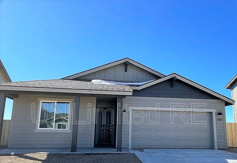 11851 Pegasus Rd - Photo 2 of 24