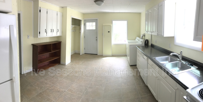 353 S Winooski Ave - Photo 2 of 7