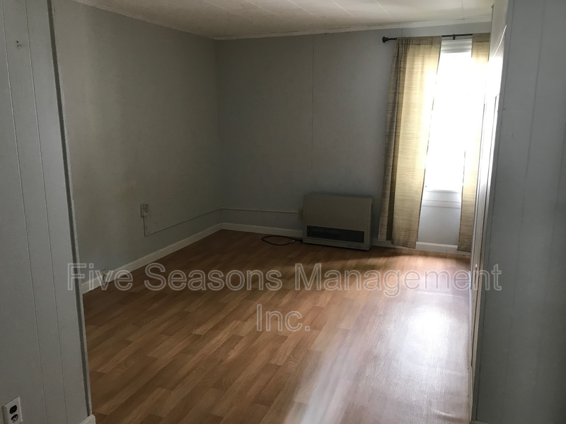 353 S Winooski Ave - Photo 6 of 7