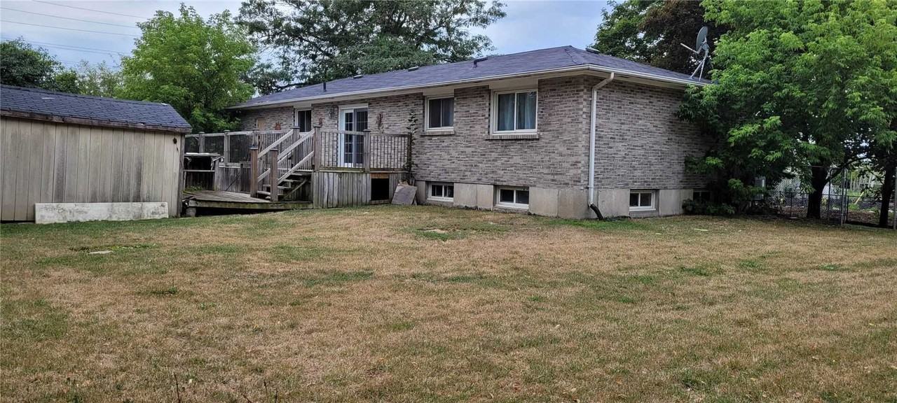 10037 Trafalgar Road - Photo 2 of 15