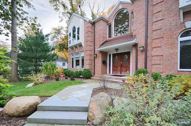 214 Florence Rd - Photo 3 of 25