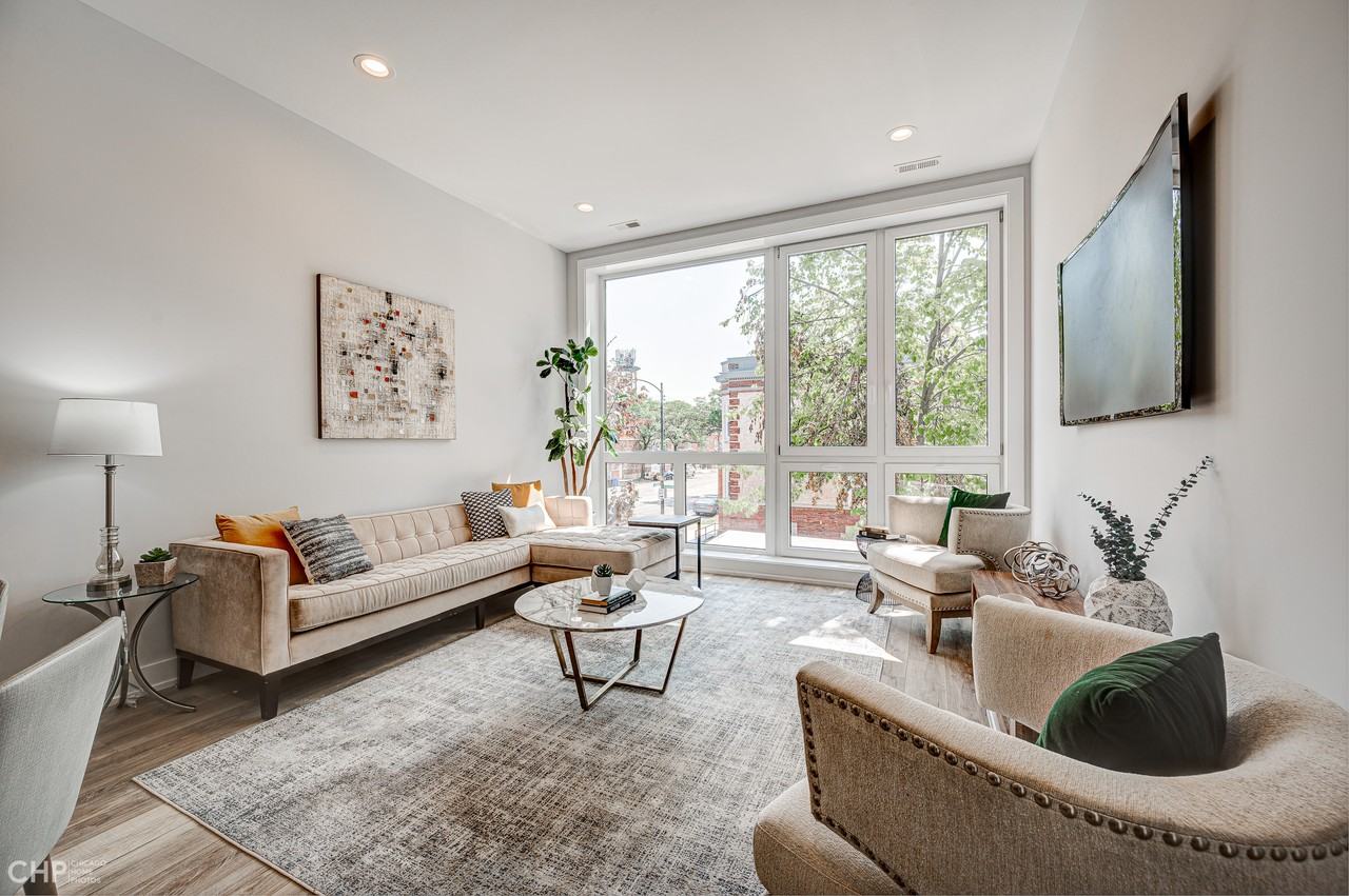 5100 North Western Avenue #202