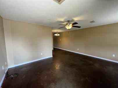 407 Middle Rd. - Photo 2 of 12