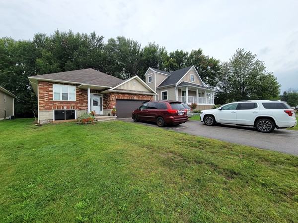 318 Macisaac - Photo 3 of 3