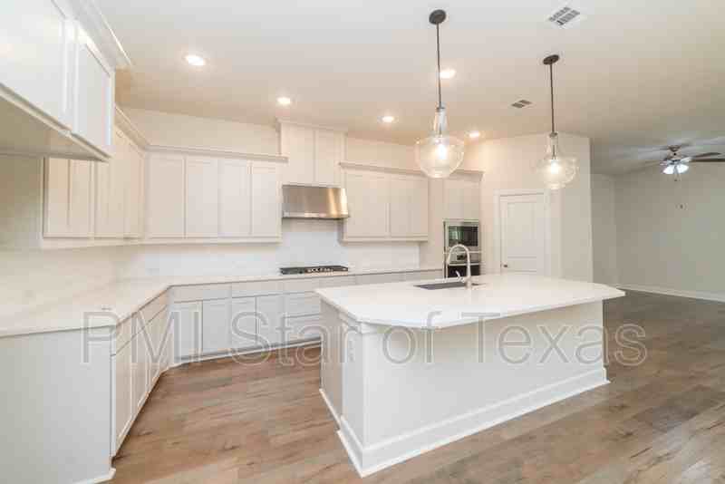 6836 Prompton Bnd - Photo 3 of 31