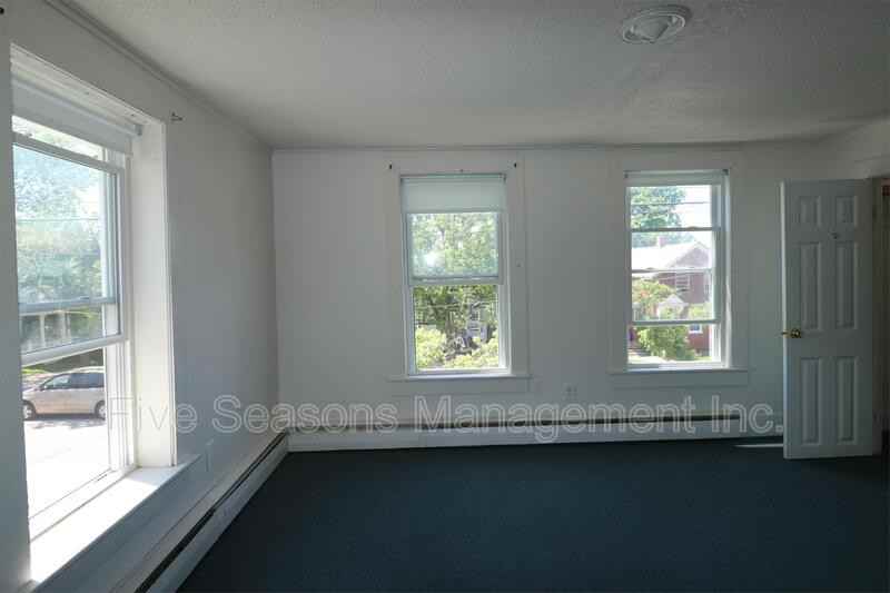 128 N Winooski Ave #130 - Photo 4 of 8