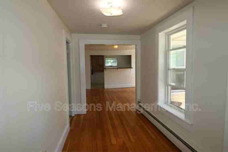 128 N Winooski Ave #130 - Photo 5 of 8