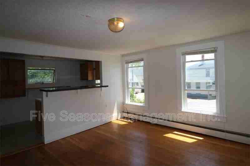 128 N Winooski Ave #130 - Photo 7 of 8