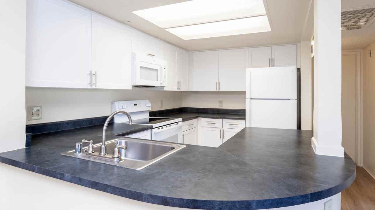 Ocean Crest - Photo 4 of 37