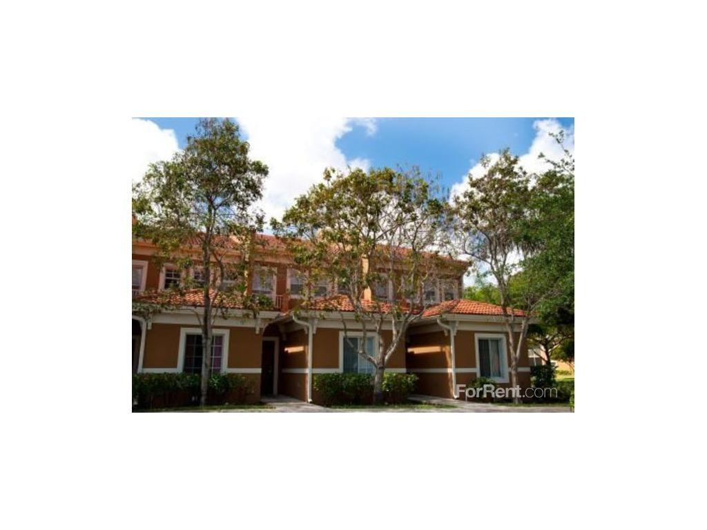 Emerald Palms - Photo 3 of 3