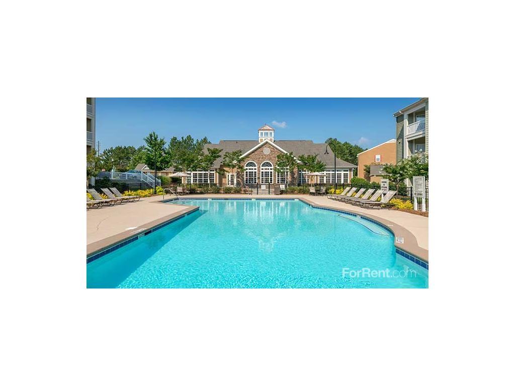 Colonial Village at Beaver Creek Apartments 1000 Creekside Hills