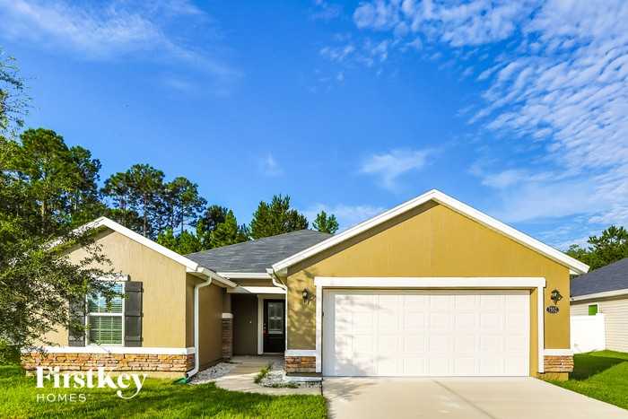 7352 Benes Trl - Photo 2 of 15