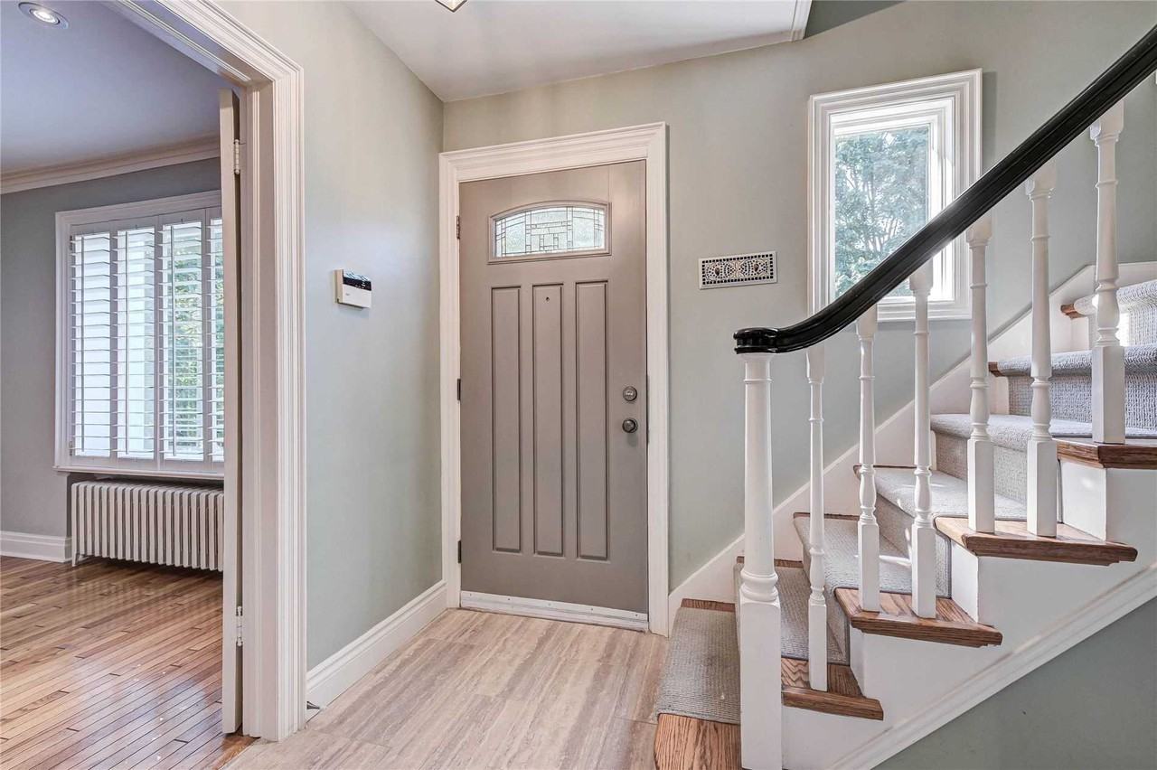 14 Crescentwood Road - Photo 2 of 20
