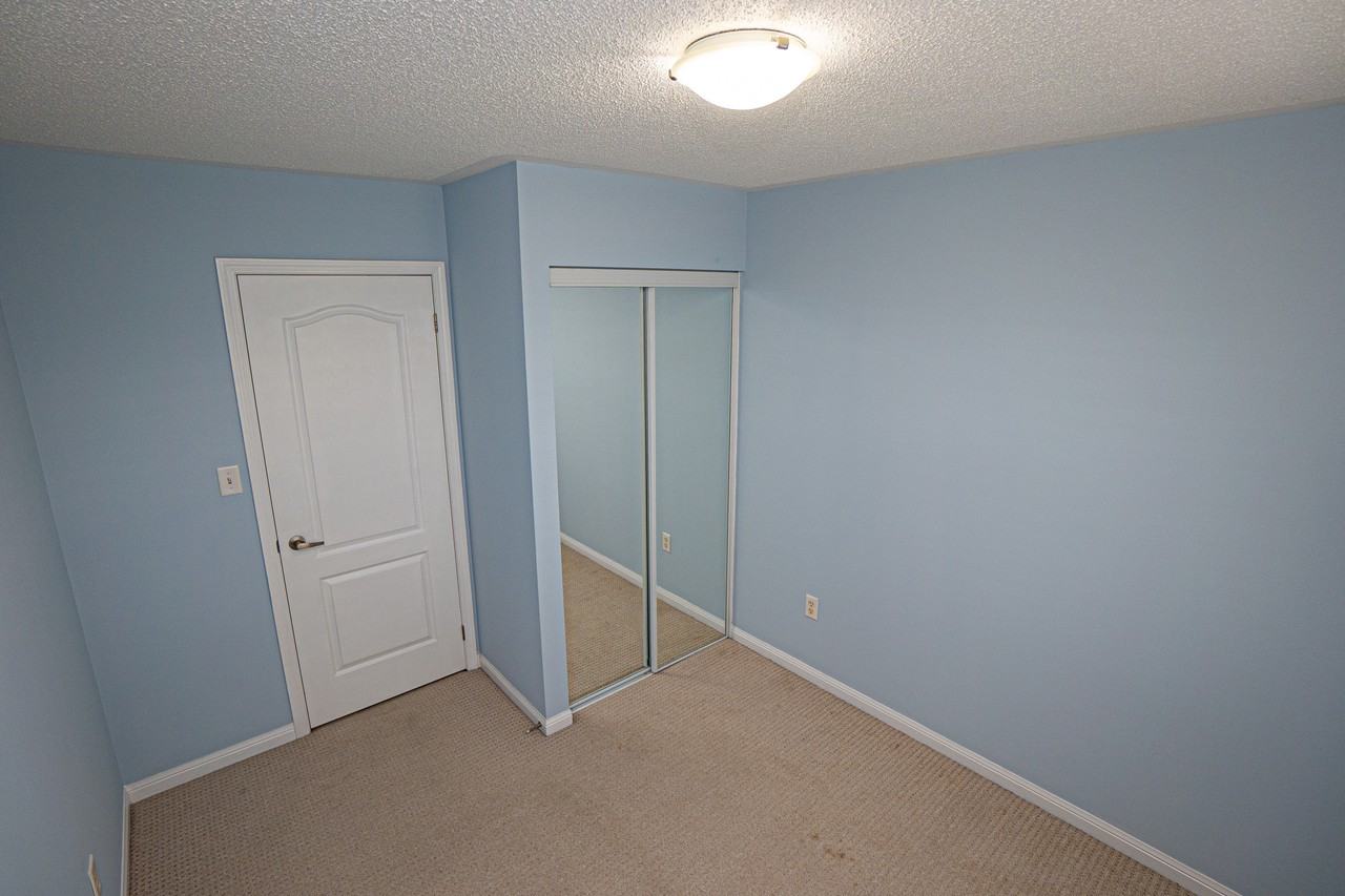 3185 Stornoway Circle - Photo 3 of 23