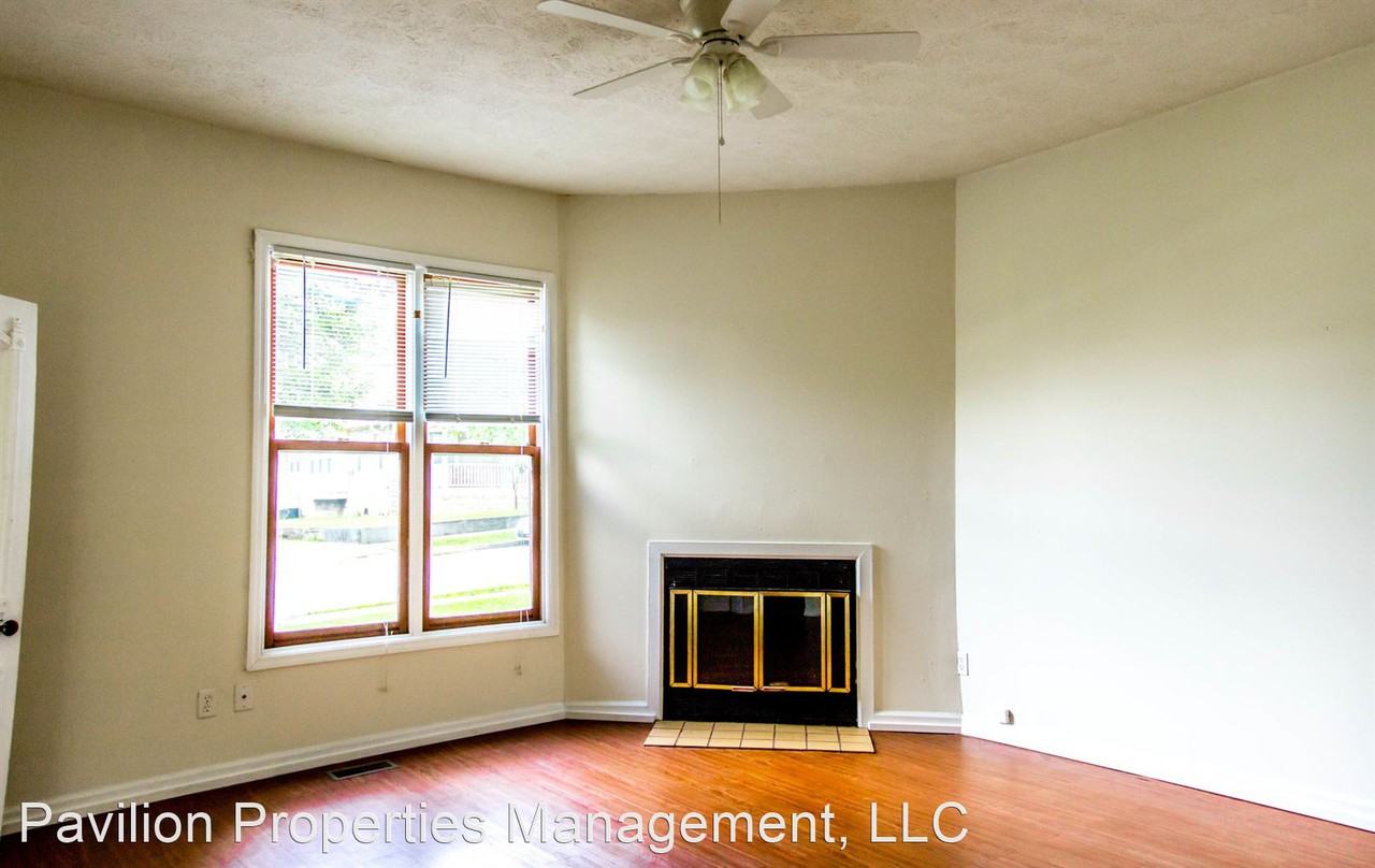 200 E. 2nd St. - Photo 2 of 4