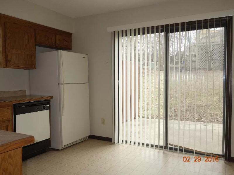 16109 W 141st Ter - Photo 6 of 14