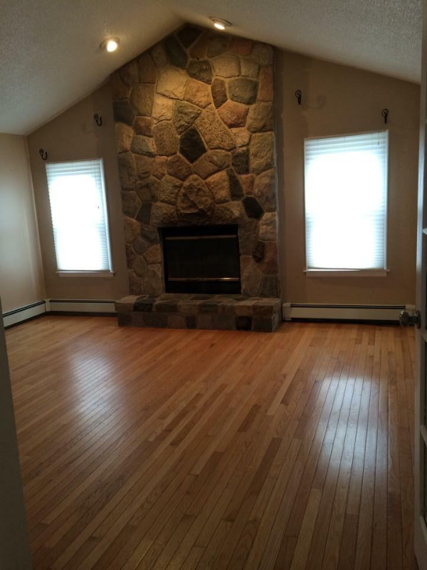 3799 Fieldview Ave - Photo 3 of 19