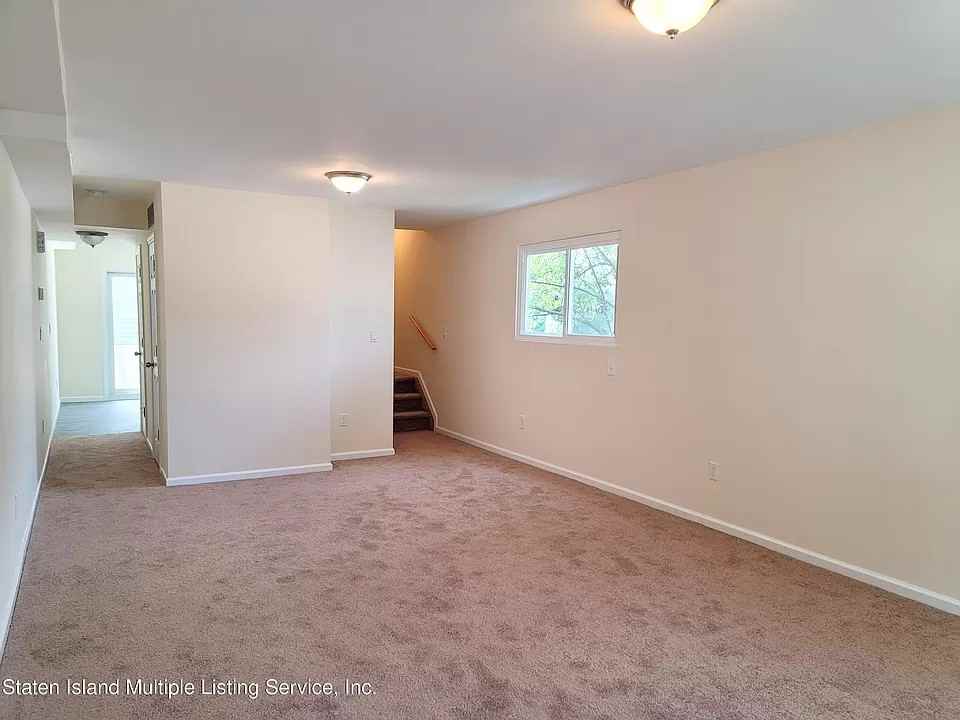 523 E 108th St - Photo 3 of 7