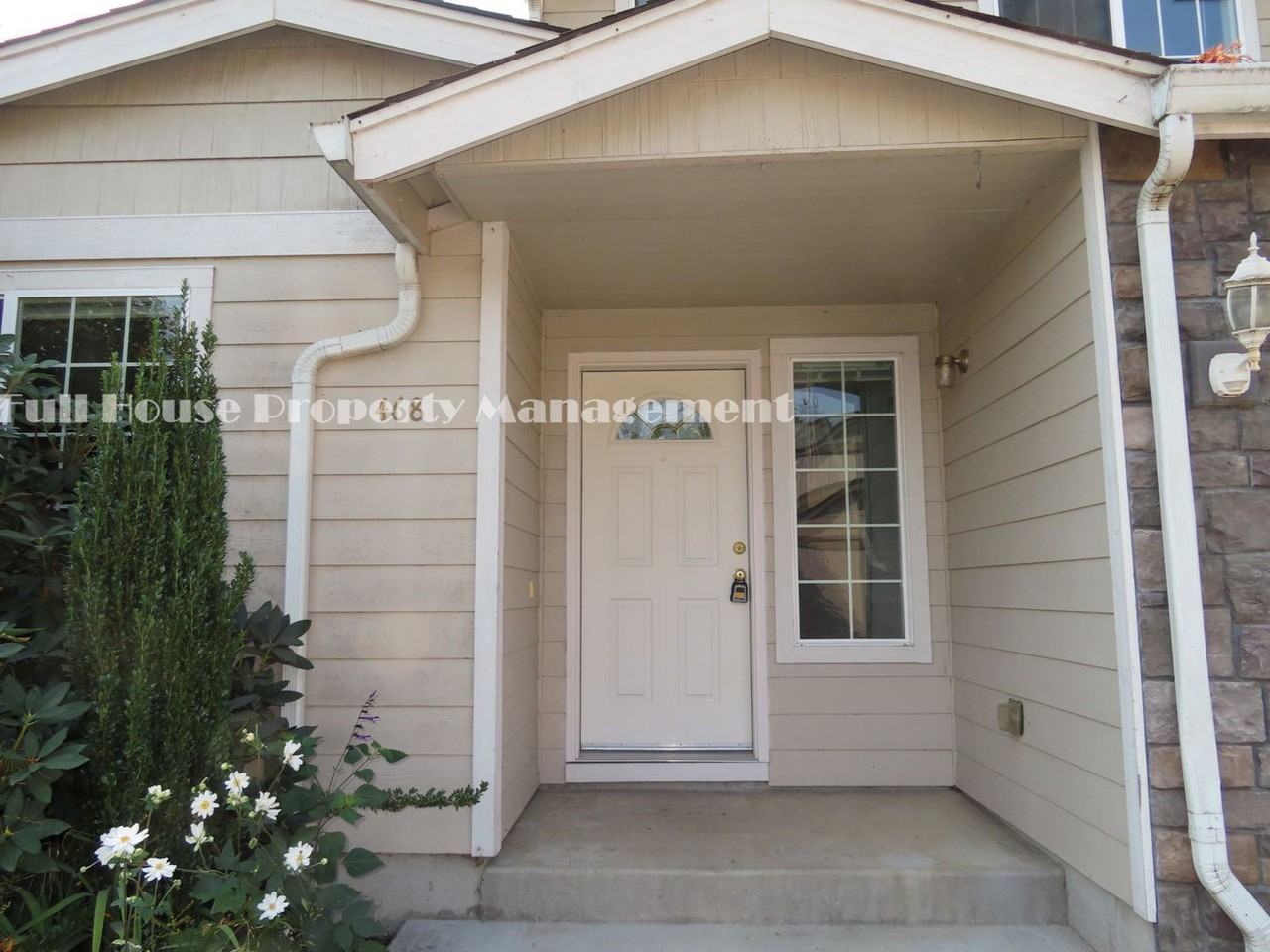 468 Helen St. - Photo 3 of 29