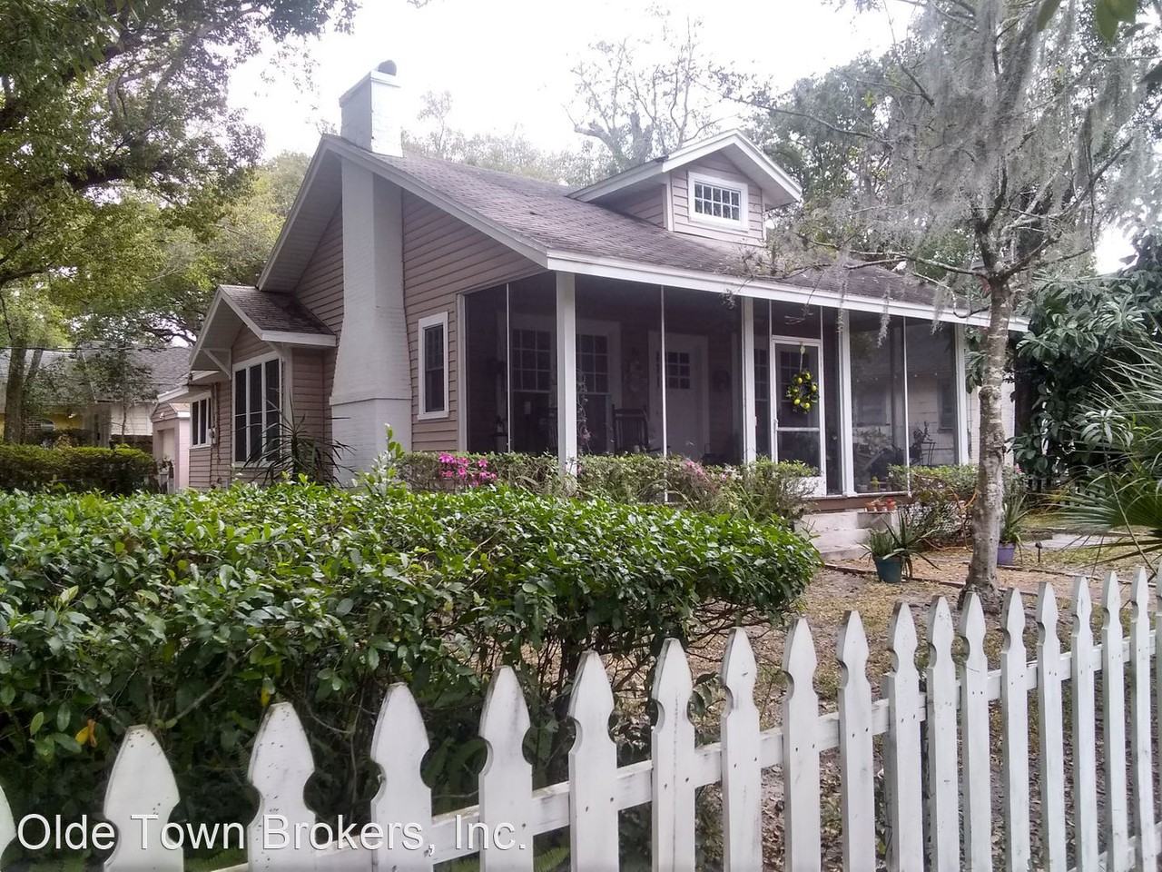 719 N Summerlin Ave - Photo 2 of 9