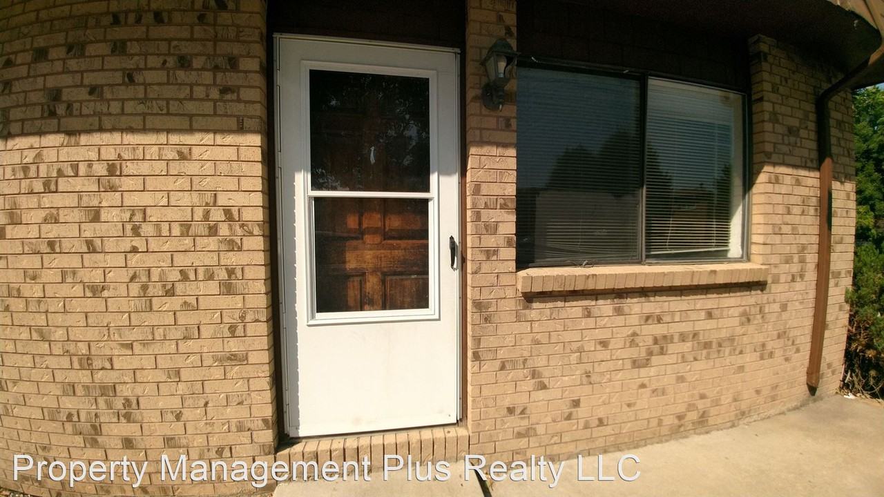 2031 Estes Lane - Photo 2 of 3