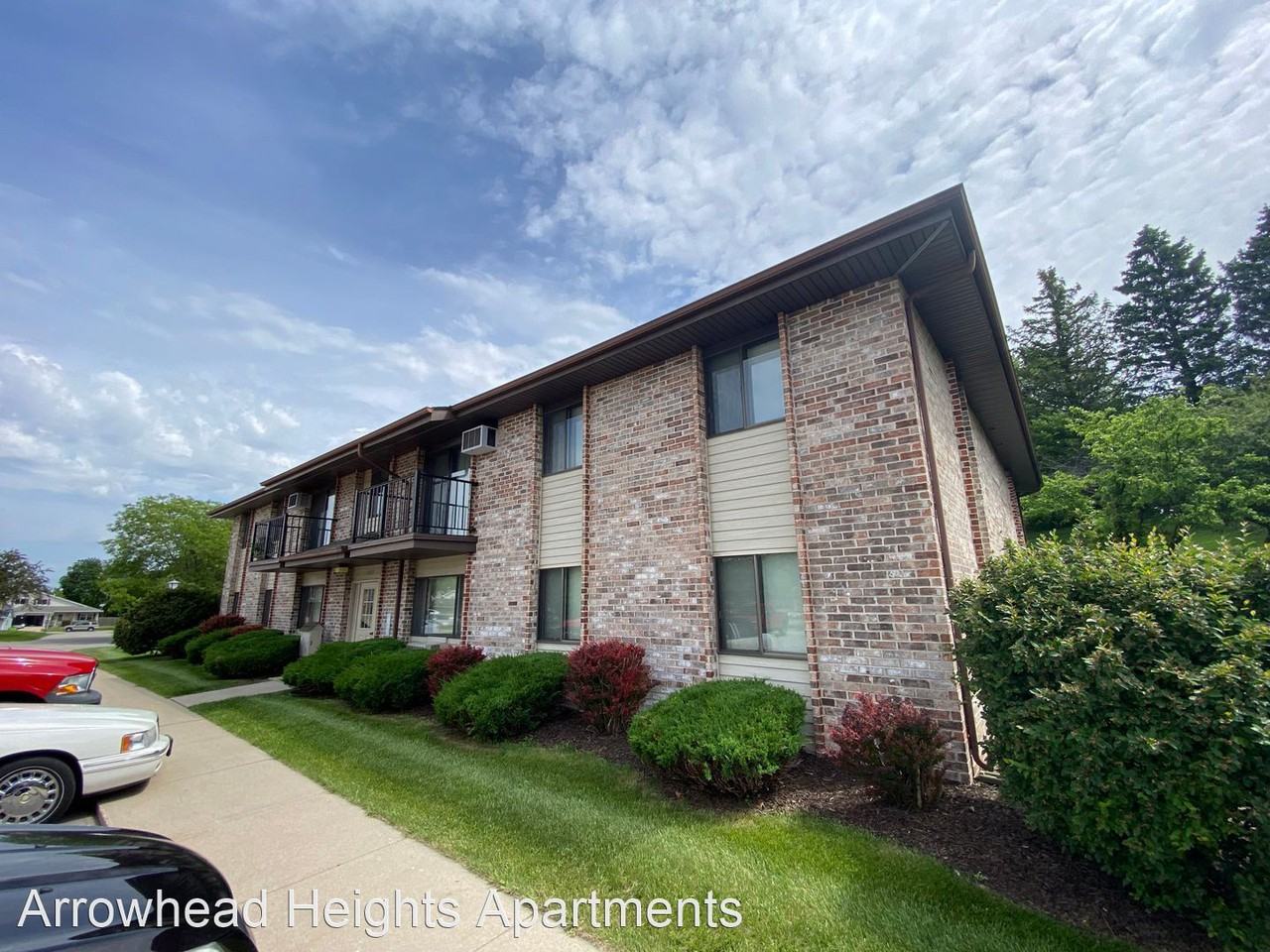 Arrowhead Heights Apartments 1577 Honeysuckle Rd, Hartford, WI 53027 Zumper