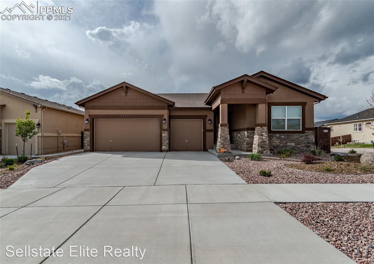 3358 Golden Meadow Way