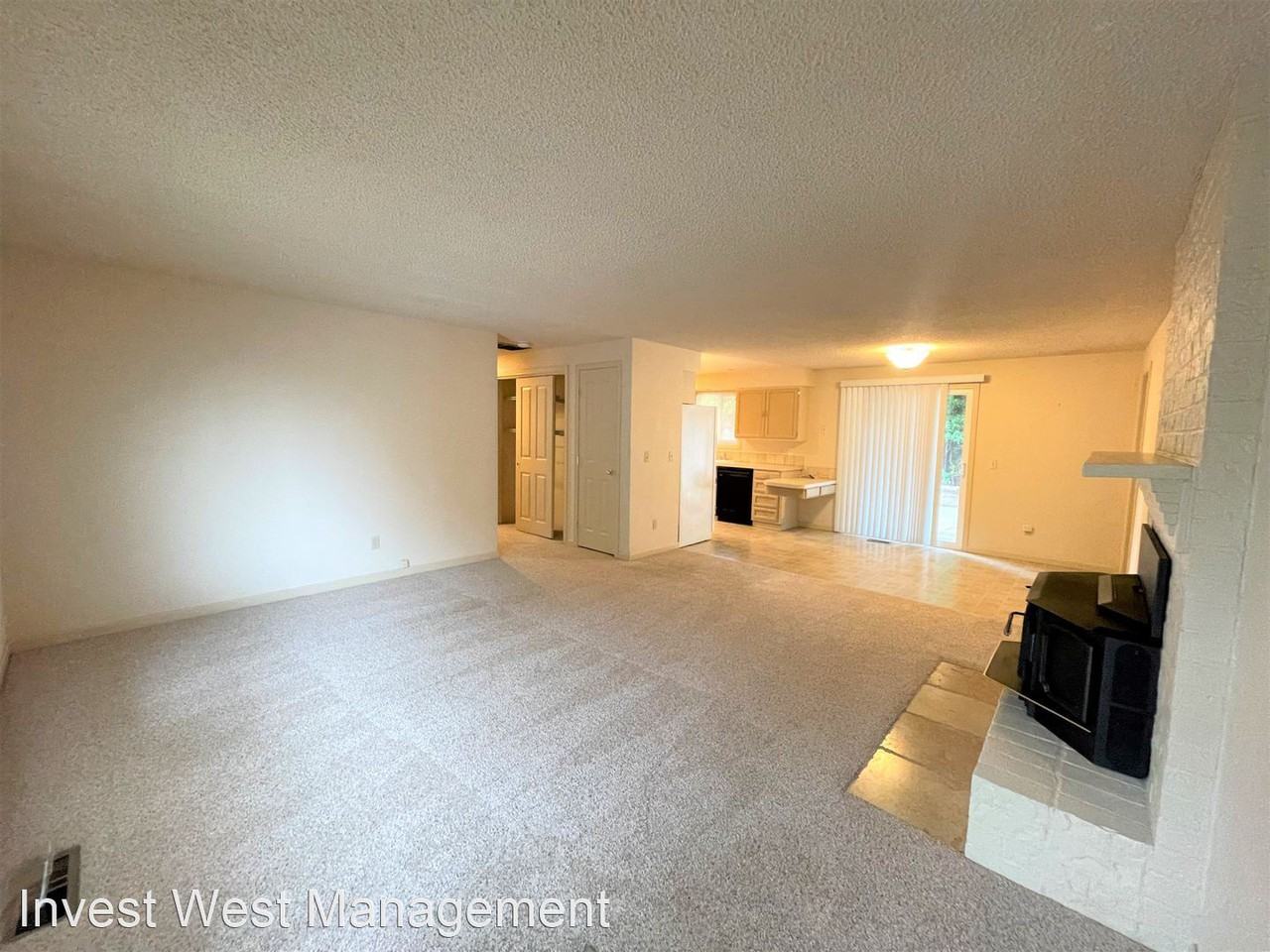 9413 Ne 9th St - Photo 3 of 22