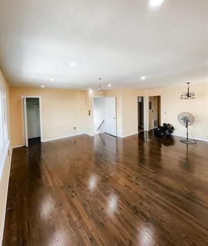 92 Oak St - Photo 2 of 7