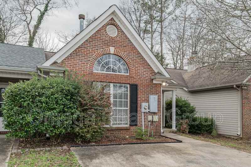 200 Rocky Ridge Dr - Photo 2 of 41