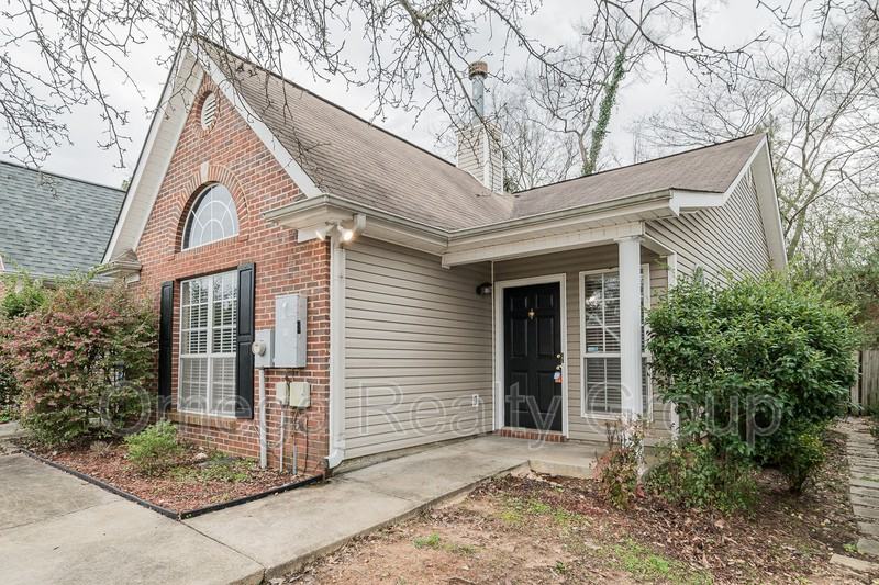 200 Rocky Ridge Dr - Photo 3 of 41