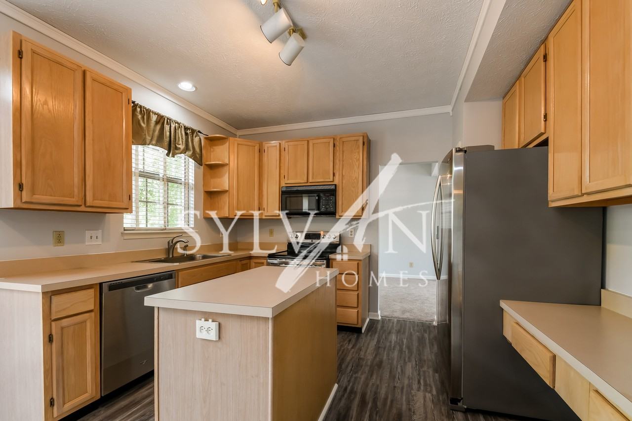 6802 Antelope Blvd - Photo 3 of 14