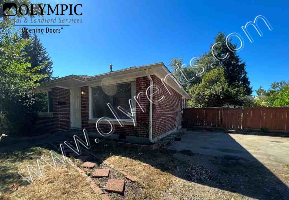 1815 Adams St Se - Photo 2 of 13