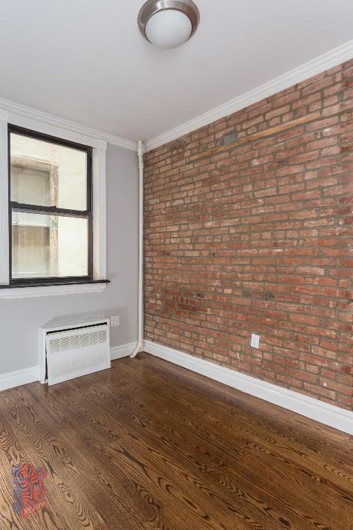 E 9th St 3, New York, NY 10009 2 Bedroom Apartment for 4,595/month